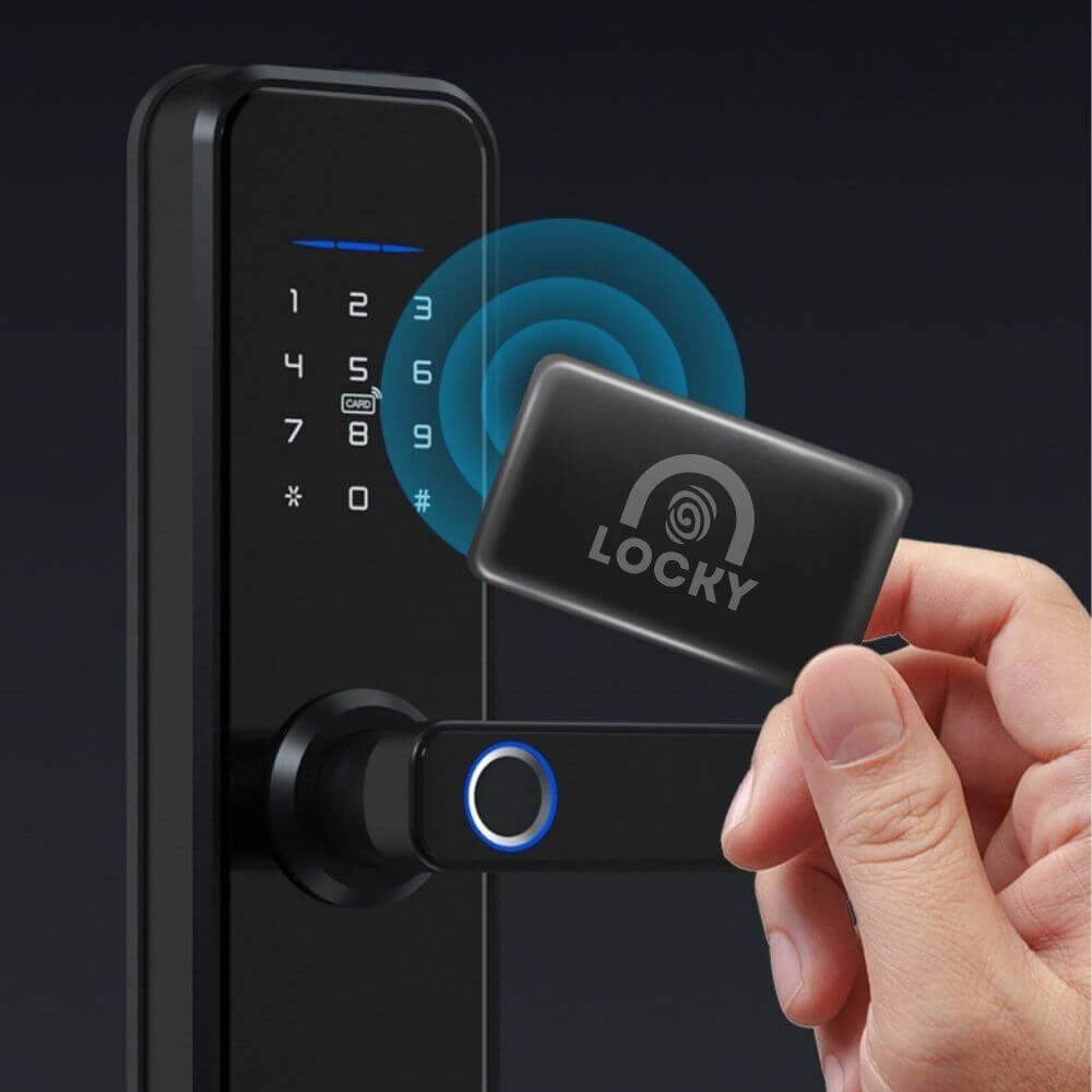 Badge sur serrure connectée LOCKY-2