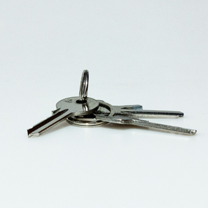 Ouvrir une porte sans cl&eacute; avec une serrure connect&eacute;e